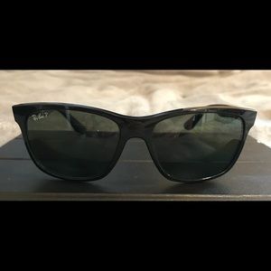 Polarized men’s Ray-Ban Sunglasses